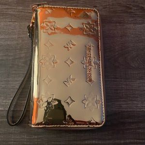 Michael Kors Wristlet